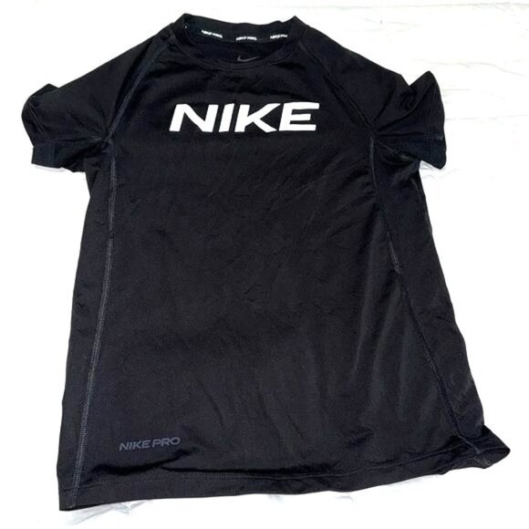 Nike Pro Boys Dri-FIT Black Short Sleeve T-Shirt - Picture 1 of 4